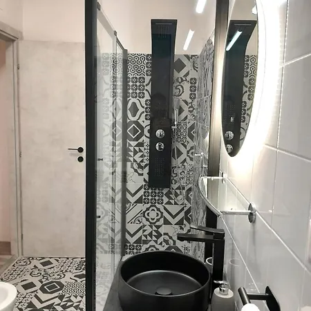 Camillo's Quality Rom